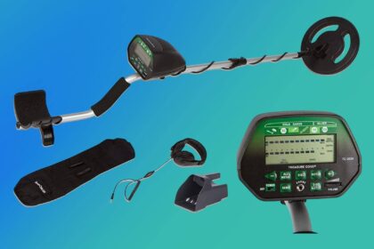 Treasure Cove TC-3020 metal detector with its coil, headphones, carry bag and a close-up of the control panel