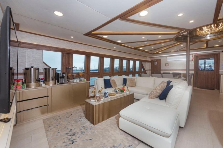 The Tiburon Explorer's wood paneled dining and bar area with ocean views