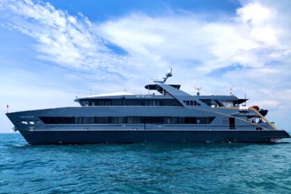 All Star Velocean liveaboard dive yacht cruising the open sea