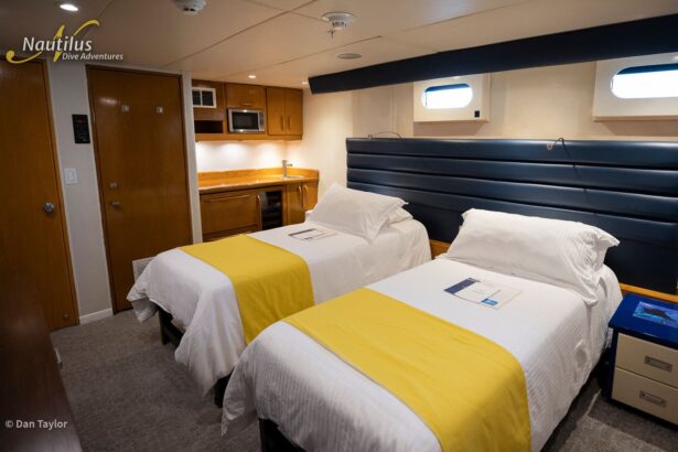 twin cabin beds aboard the Nautilus Gallant Lady liveaboard