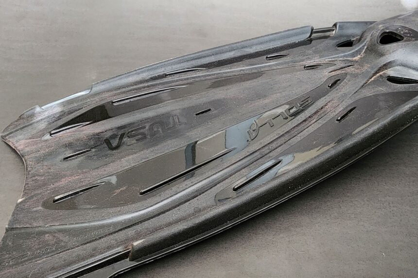 Angled view of the TUSA Solla blade with its vent slots and Solla lettering
