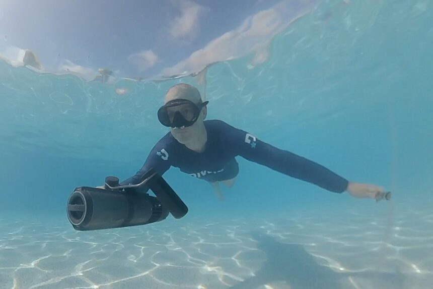 Testing the LEFEET P1 in the pool