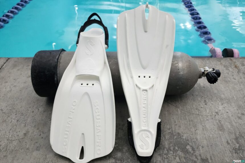We tested the white version of the ScubaPro GO Travel fins