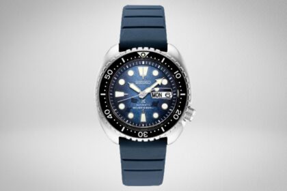 Seiko SRPF77 Prospex Manta Ray dive watch with navy gradient dial and matching blue rubber strap