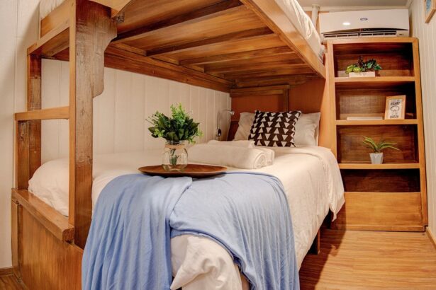 Wooden bunk cabin bedroom aboard the M/Y Resolute liveaboard