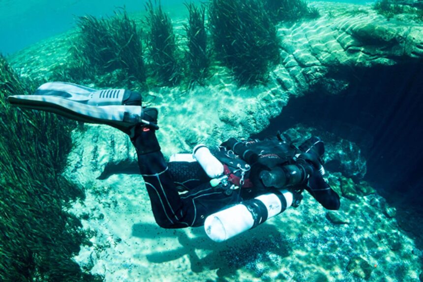 You’ll be able to get closer to marine life—or whatever your subject may be—on a rebreather. (KISS Sidewinder shown here)