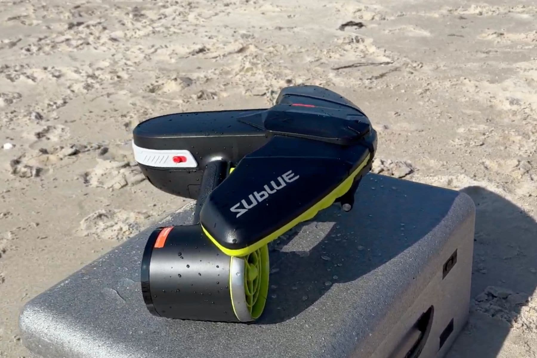 Sublue Navbow Underwater Scooter Reviewed in 2026