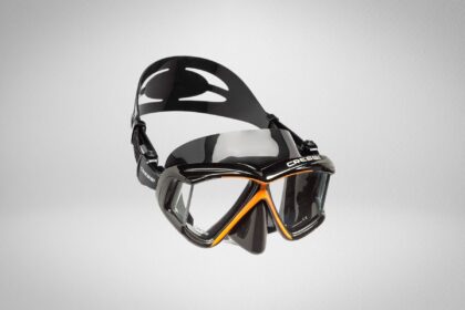 Cressi Panoramic mask with a black skirt, orange frame trim and four lenses for side vision