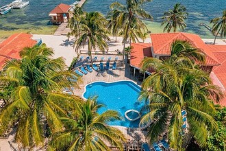 Sunbreeze Hotel