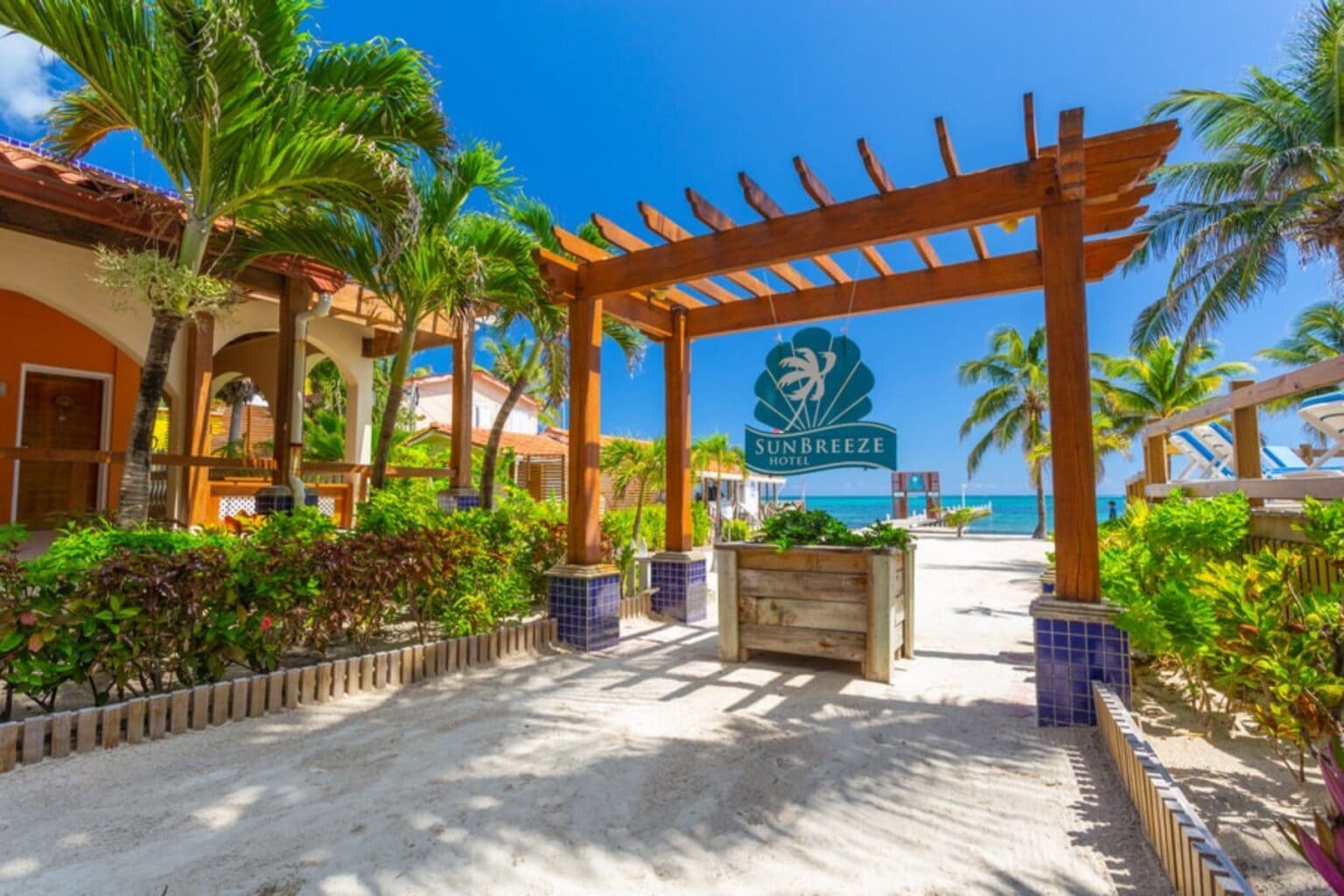 SunBreeze Hotel
