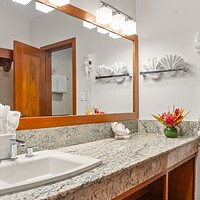 SunBreeze Hotel bathroom