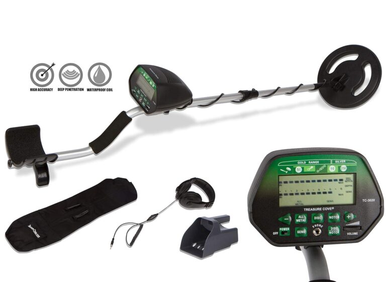 Treasure Cove 3020 Metal Detector Kit with Accessories